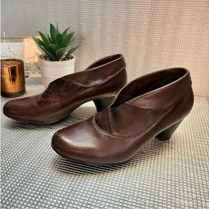 Clarks Dark Brown Ankle Booties